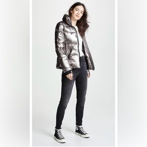 SAM. Women’s Freestyle, Shaped Down Puffer jacket. Gunmetal. Large/Med.